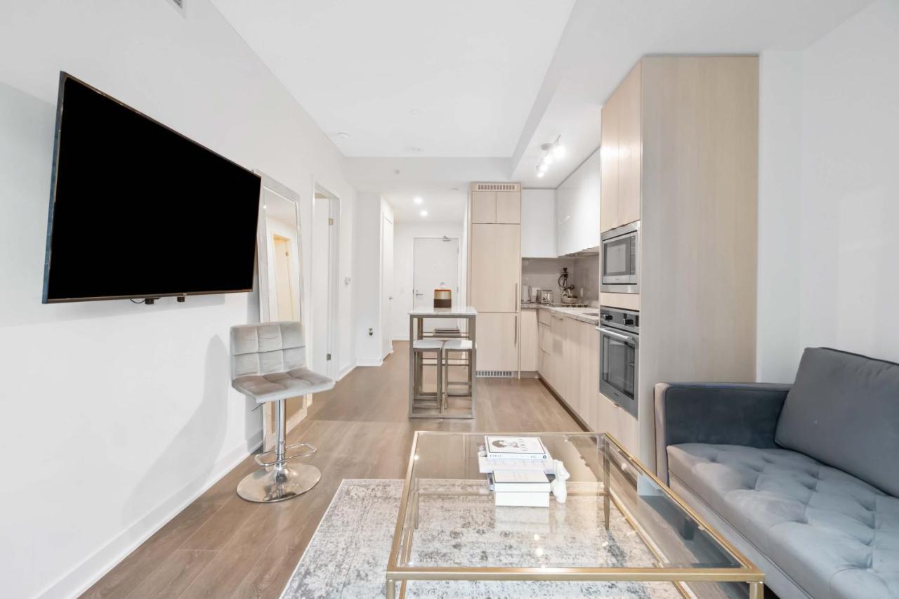 Condo In The City Toronto Exterior photo